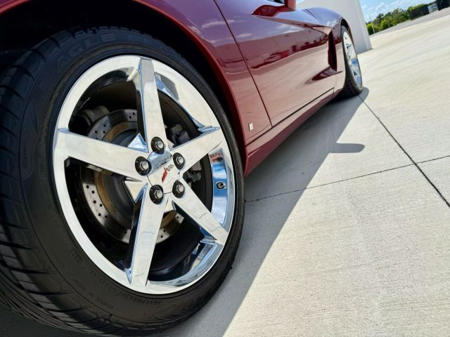 2006 Chevrolet Corvette - Image 18