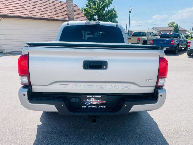 2018 Toyota Tacoma Double Cab - Image 8