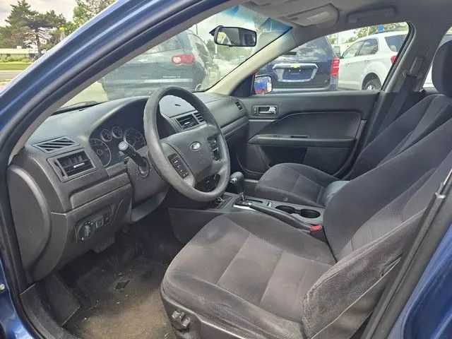 2009 Ford Fusion - Image 11