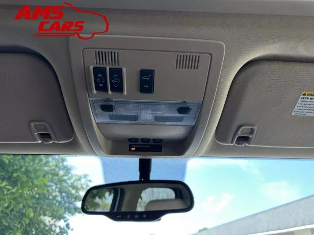2013 Cadillac Escalade - Image 38