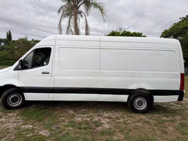 Used 2019 Mercedes-Benz Sprinter Cargo Van Base with VIN WD3PF1CDXKT005106 for sale in West Palm Beach, FL
