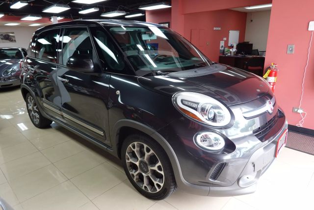 2014 Fiat 500l - Image 2