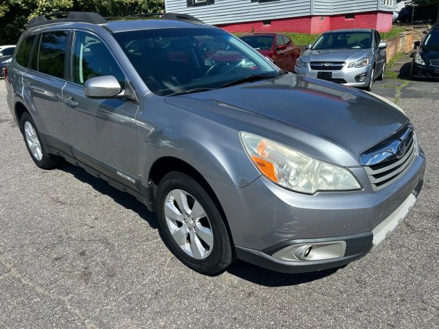 2011 Subaru Outback - Image 7