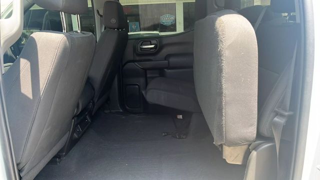 2020 Chevrolet Silverado 1500 Crew Cab - Image 32