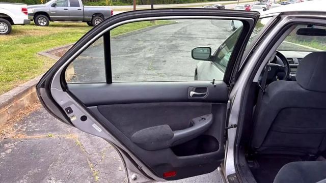 2007 Honda Accord - Image 12