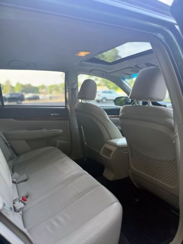 2011 Subaru Outback 2.5i Limited Wagon 4d - Image 12