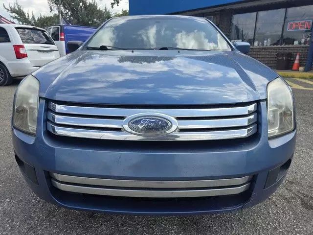 2009 Ford Fusion - Image 2