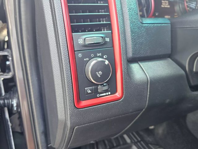 2016 Ram 1500 Crew Cab - Image 19
