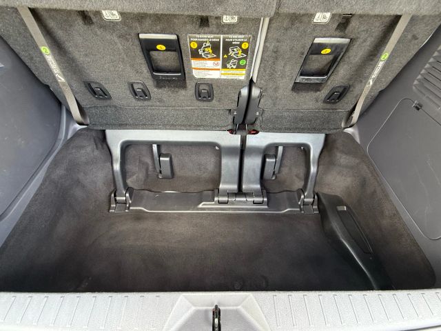 2021 Toyota Sienna - Image 70