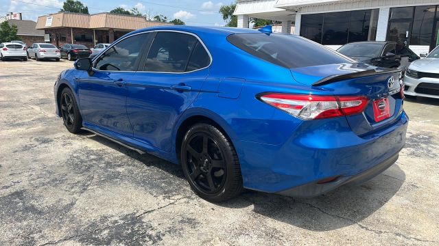 2019 Toyota Camry - Image 25