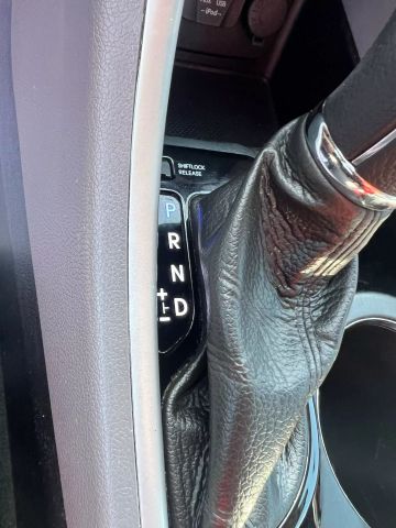 2013 Hyundai Sonata - Image 15