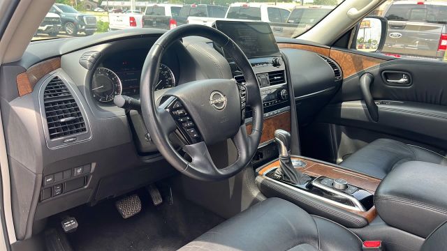2022 Nissan Armada - Image 22
