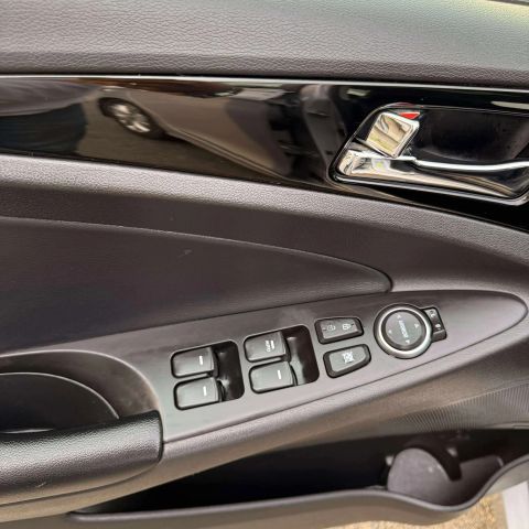 2012 Hyundai Sonata Limited Sedan 4d - Image 31