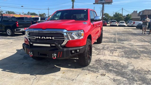2024 Ram 1500 Crew Cab - Image 9
