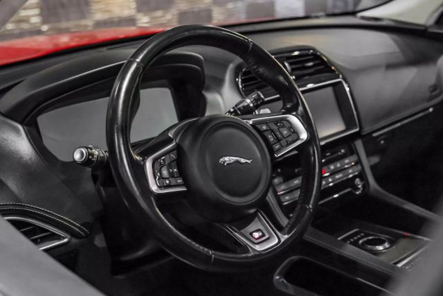 2017 Jaguar F-pace S Sport Utility 4d - Image 14