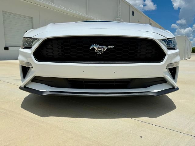 2022 Ford Mustang - Image 43