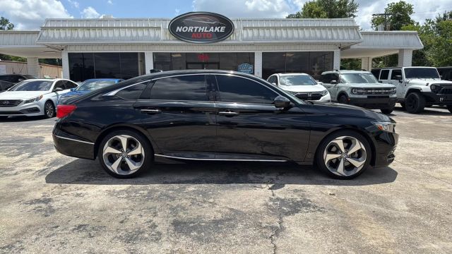 2018 Honda Accord - Image 15