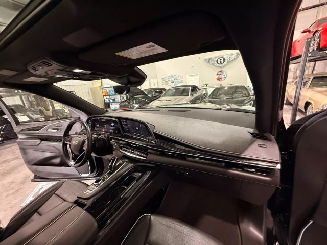 2022 Cadillac Escalade - Image 108