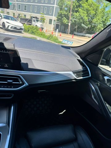2021 Bmw X6 - Image 11