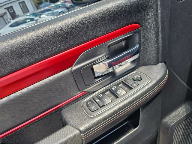 2016 Ram 1500 Crew Cab - Image 17