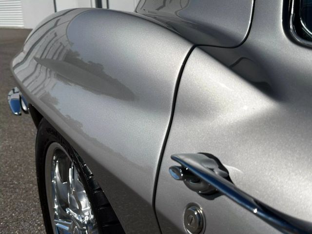 1966 Chevrolet Corvette Coupe 427/390hp - Image 19