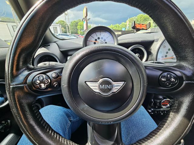 2013 Mini Hardtop - Image 16