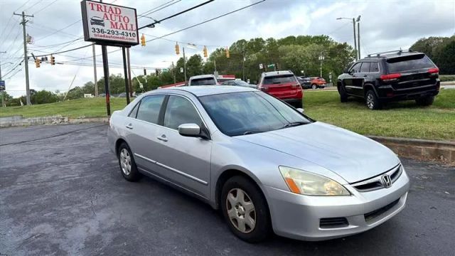 2007 Honda Accord - Image 3