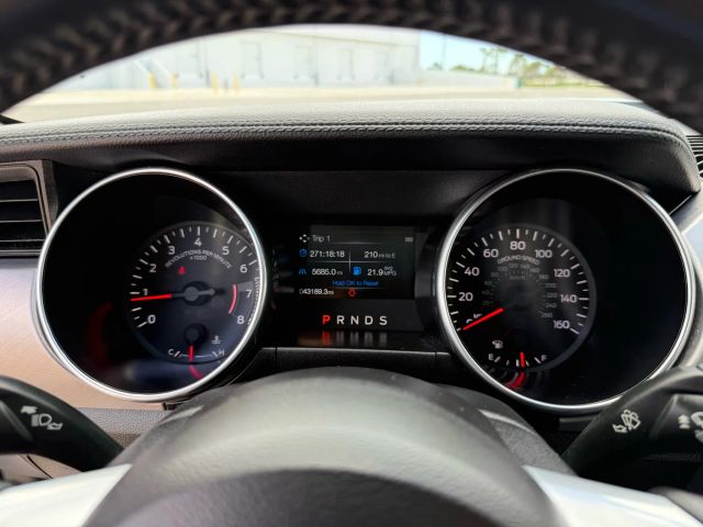 2022 Ford Mustang - Image 87