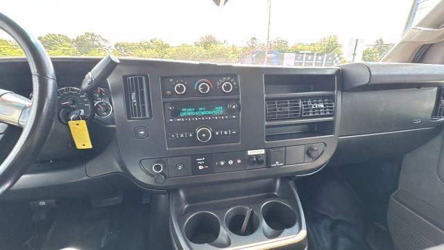 2018 Chevrolet Express 2500 Cargo - Image 16
