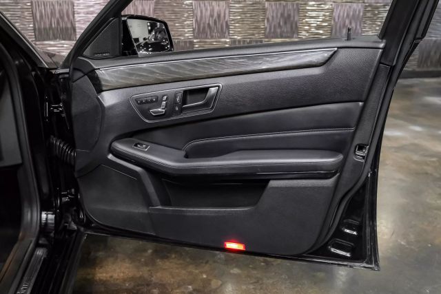 2016 Mercedes-benz E-class E 350 4matic Sedan 4d - Image 36