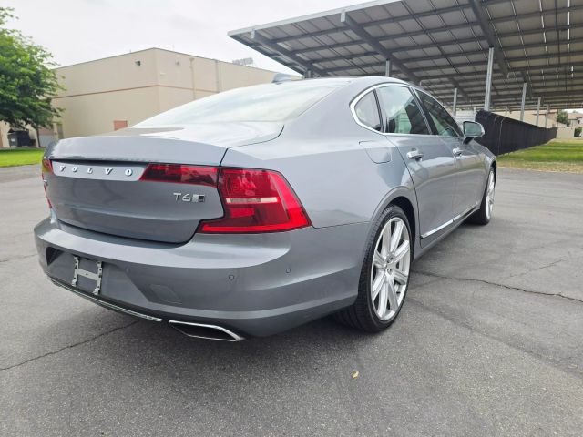 2017 Volvo S90 - Image 8