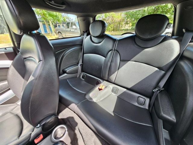 2013 Mini Hardtop - Image 14