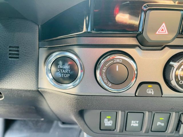 2018 Toyota Tacoma Double Cab - Image 44