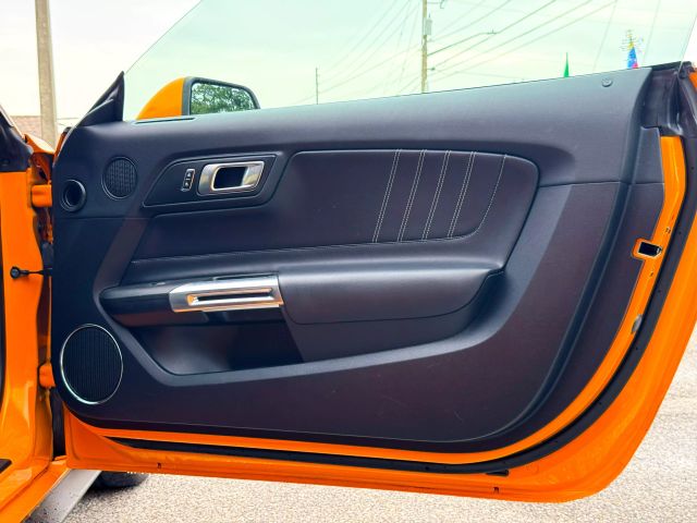 2018 Ford Mustang - Image 24