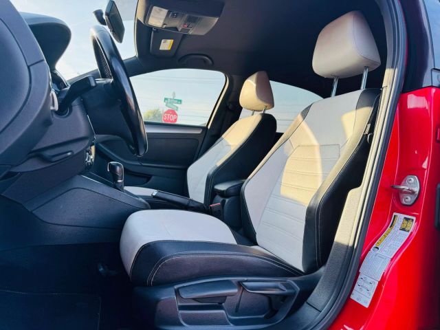 2016 Volkswagen Jetta - Image 16