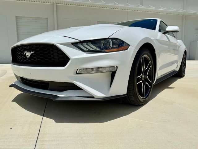 2022 Ford Mustang - Image 38