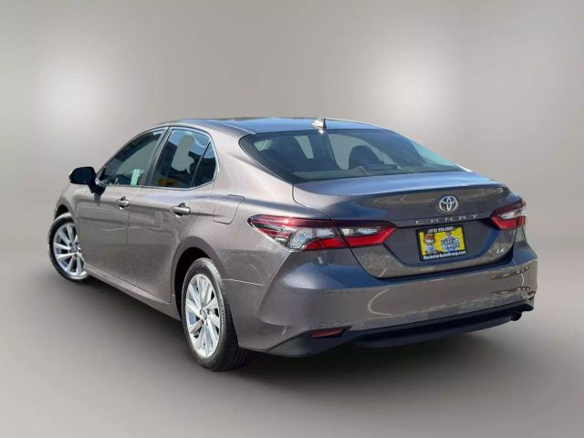 2021 Toyota Camry - Image 7