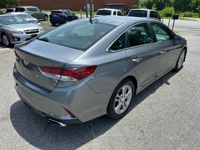 2018 Hyundai Sonata - Image 5