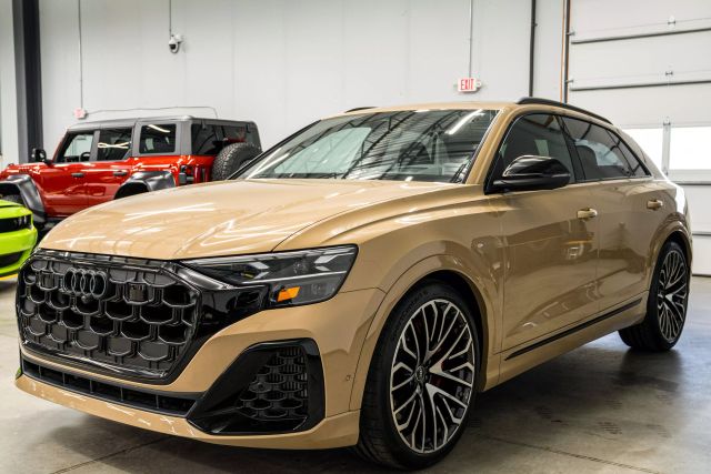 2024 Audi Sq8 Prestige Sport Utility 4d - - Image 4