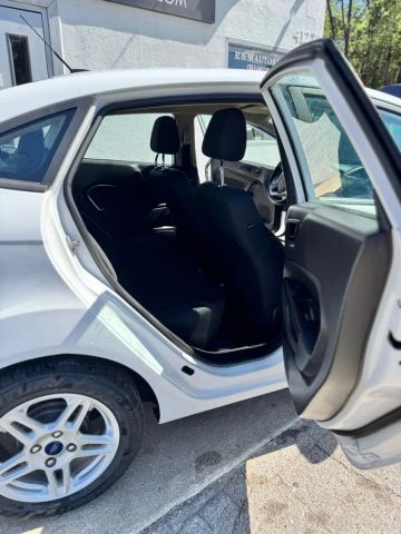 2019 Ford Fiesta Se Sedan 4d - Image 14