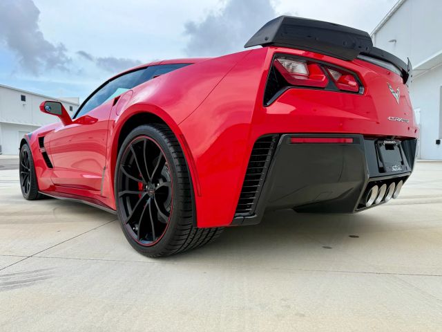 2019 Chevrolet Corvette - Image 25