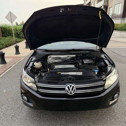 2016 Volkswagen Tiguan 2.0t Se 4motion Sport Utility 4d - Image 17