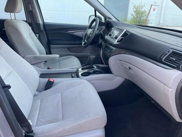 2016 Honda Pilot - Image 21