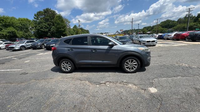 2016 Hyundai Tucson - Image 2