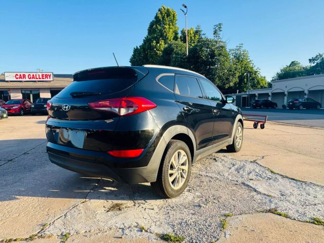 2016 Hyundai Tucson - Image 10