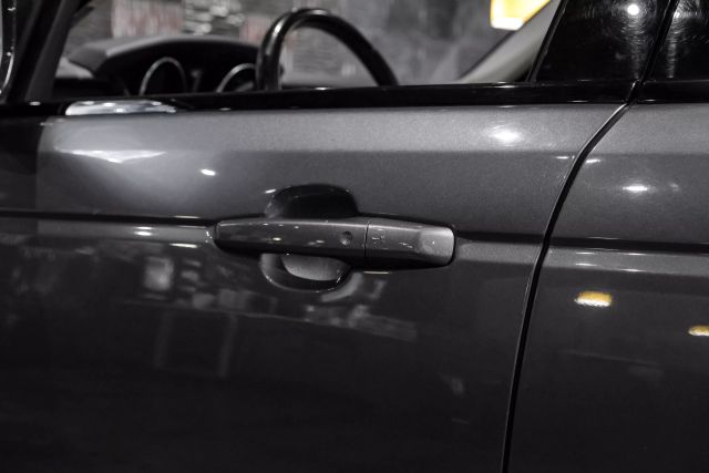 2016 Land Rover Range Rover Sport Hse Sport Utility 4d - Image 38