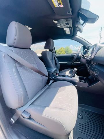 2018 Toyota Tacoma Double Cab - Image 28