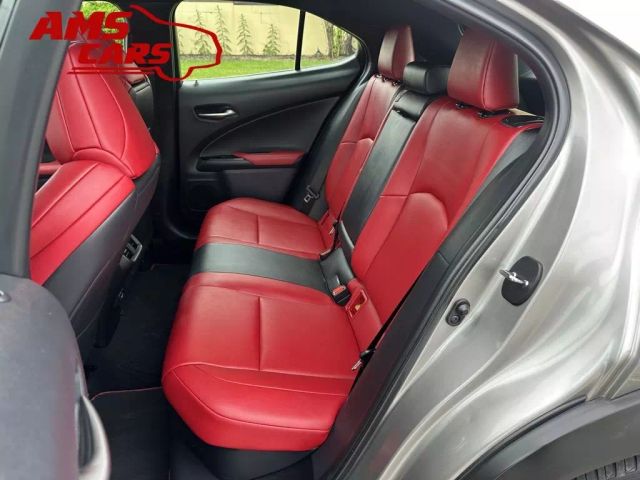 2021 Lexus Ux - Image 15