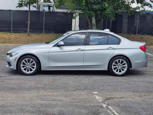 2017 Bmw 3 Series - Image 5