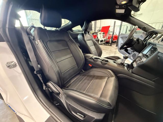 2015 Ford Mustang - Image 95